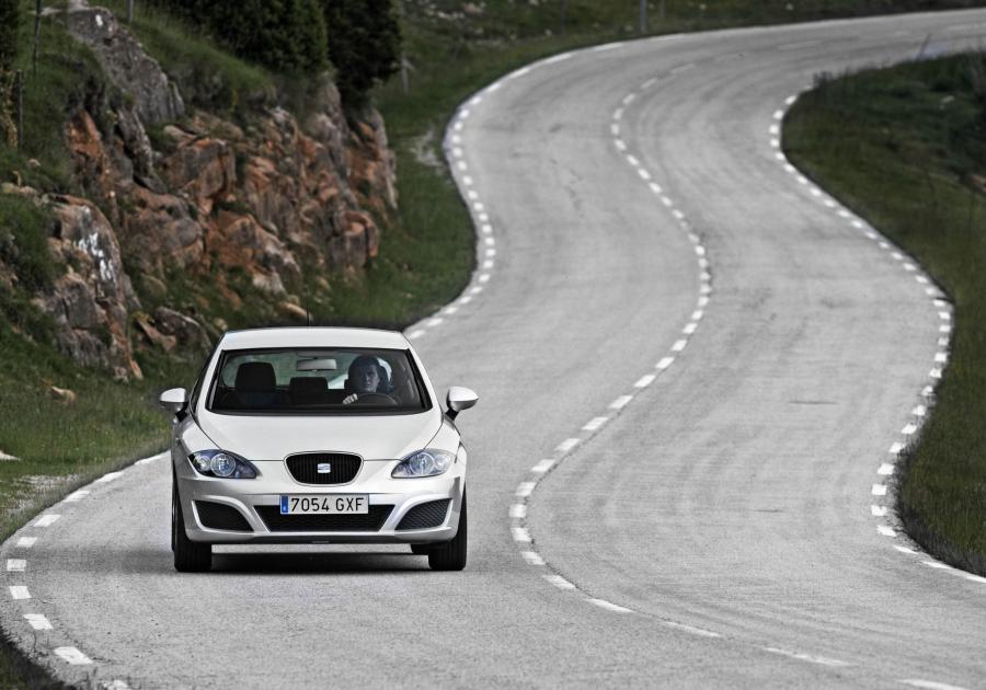  Seat Leon 1.2 TSI 2010 года  (фото 6 из 7)